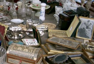 De la Cave au Grenier